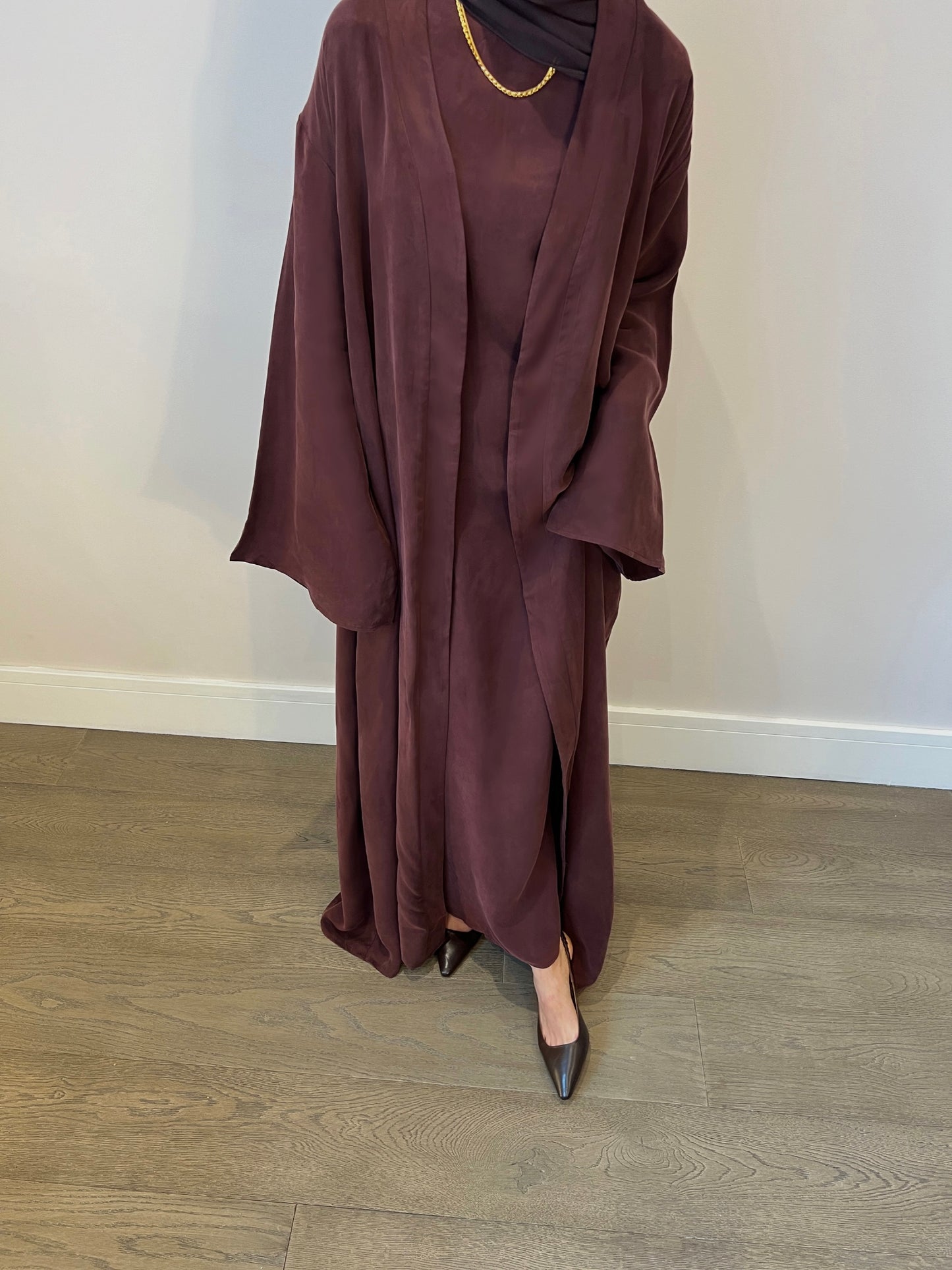 YARA ABAYA IN MULBERRY